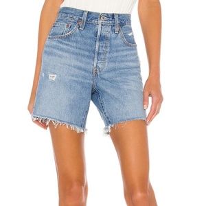 Levi’s 501 Mid Thigh Jean Shorts Raw Hem Lightwash